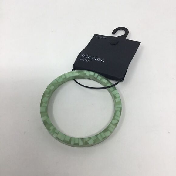 Free Press Color Inlay Resin Bangle (G1) - Picture 2 of 4